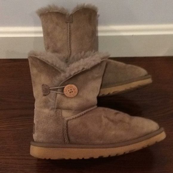 ugg color antilope